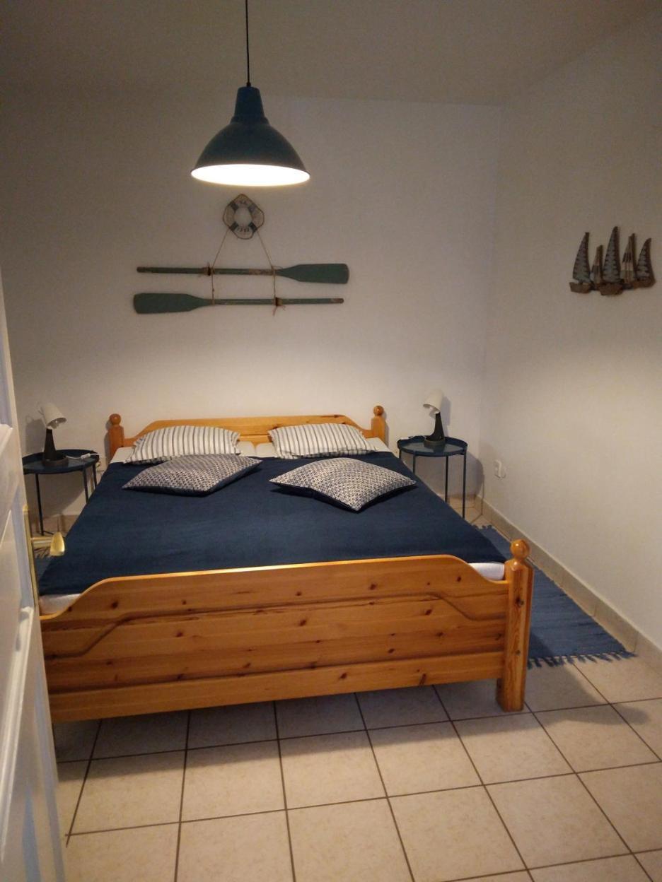 Siraly Haz Apartment Révfülöp Стая снимка